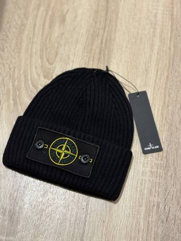 Шапка stone island 897238bl