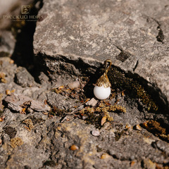 Подвес из белого нефрита Лист Гинкго позолоченный