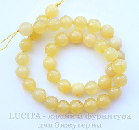 Бусина Агат (тониров), шарик с огранкой, цвет - песочный, 10 мм, нить ()