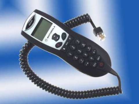 Автомобильный телефон Motorola 8989