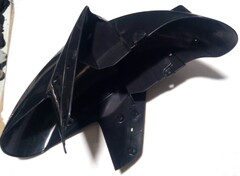 Переднее крыло на Kawasaki GTR1400 2010 г.в.