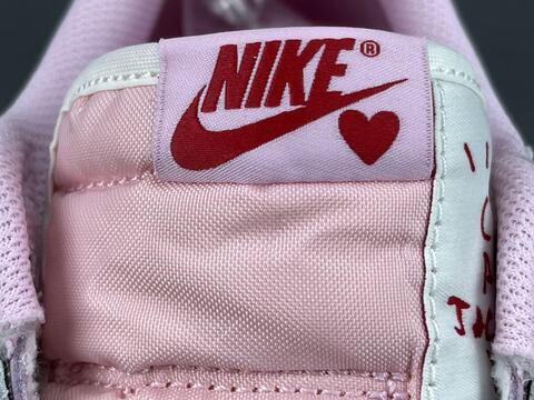 Travis Scott x Air Jordan 1 Low OG 'Sail/Tropical Pink' 