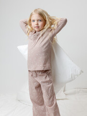 пижама  для девочки  К 1639/кофейный,цветочные снежинки