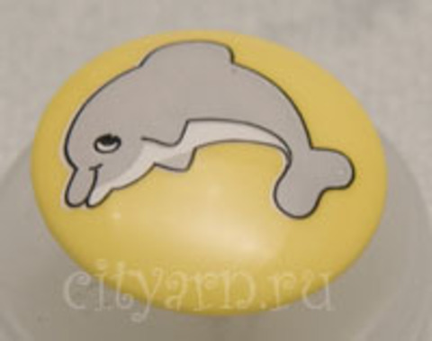 Пуговица с дельфином жёлтая