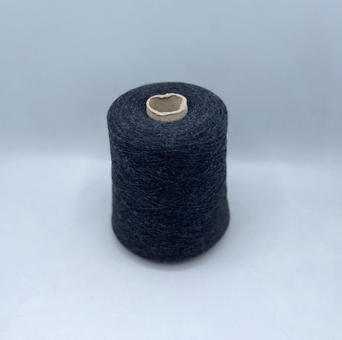 Бобинная пряжа (пр.Италия),1500м/100 гр. 80%шерсть, 20%полиамид, цвет-Антрацит,меланж,арт-31846
