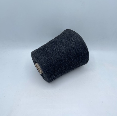 Бобинная пряжа (пр.Италия),1500м/100 гр. 80%шерсть, 20%полиамид, цвет-Антрацит,меланж,арт-31846