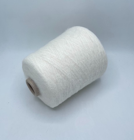 Lineapiu, Melrose 550м, 71% Альпака, 4%Меринос, 22% Полиамид, 3%Эластан , Молочный(1/335), 37341