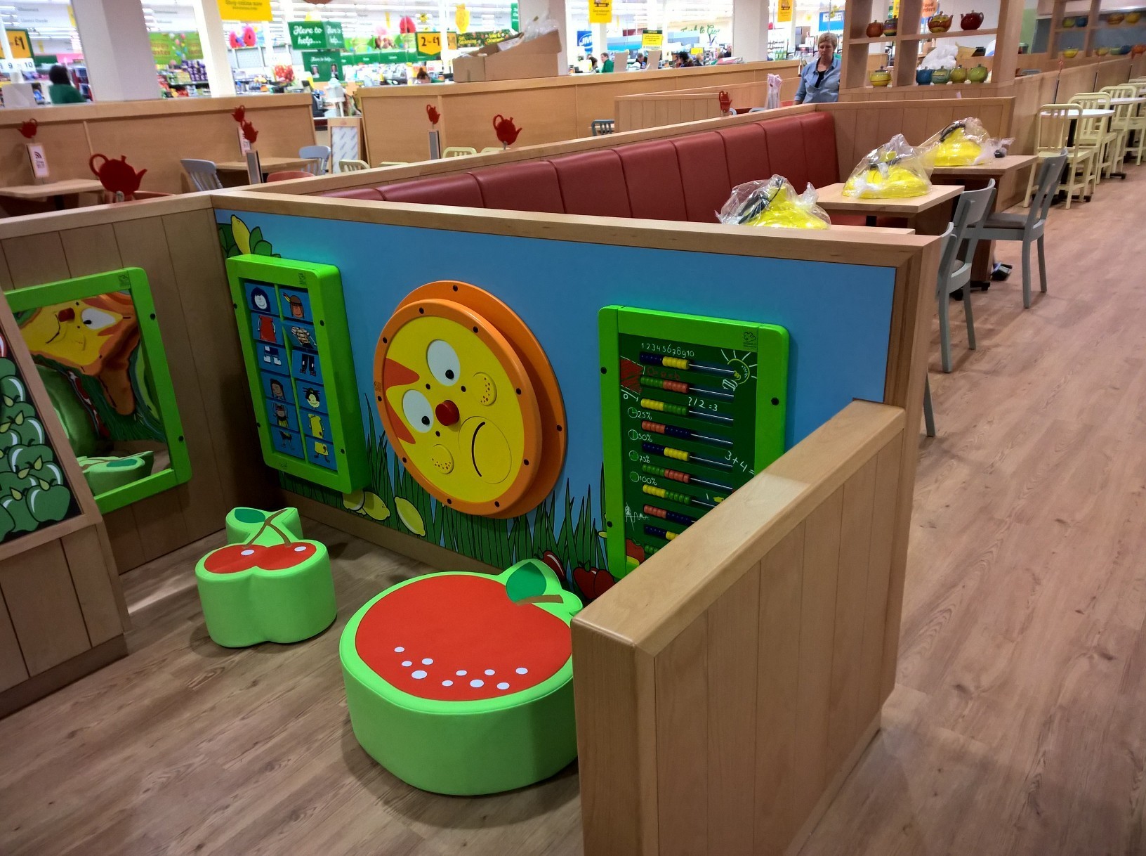 Children's corner. Игровой модуль для детского сада. Игровые модули для детских садов. Игровой модуль магазин для детского сада. Настенные игровые модули.