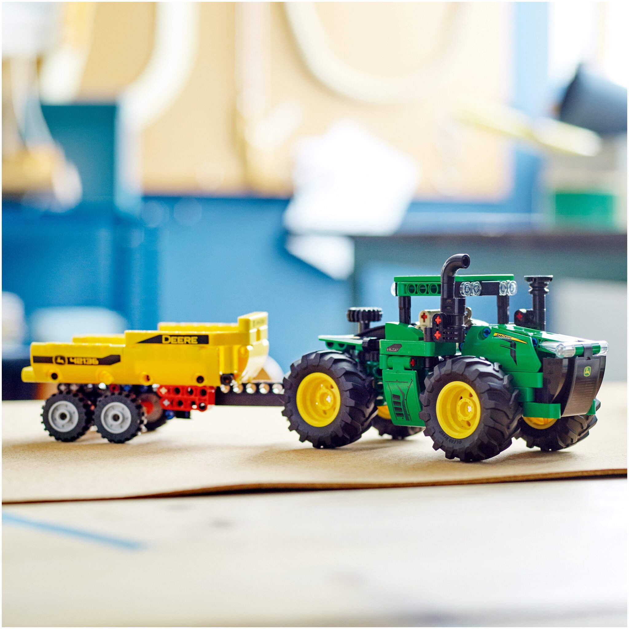 Конструктор LEGO Technic 42136 John Deere 9620R 4WD Tractor 42136 купить в  интернет-магазине Layon.ru