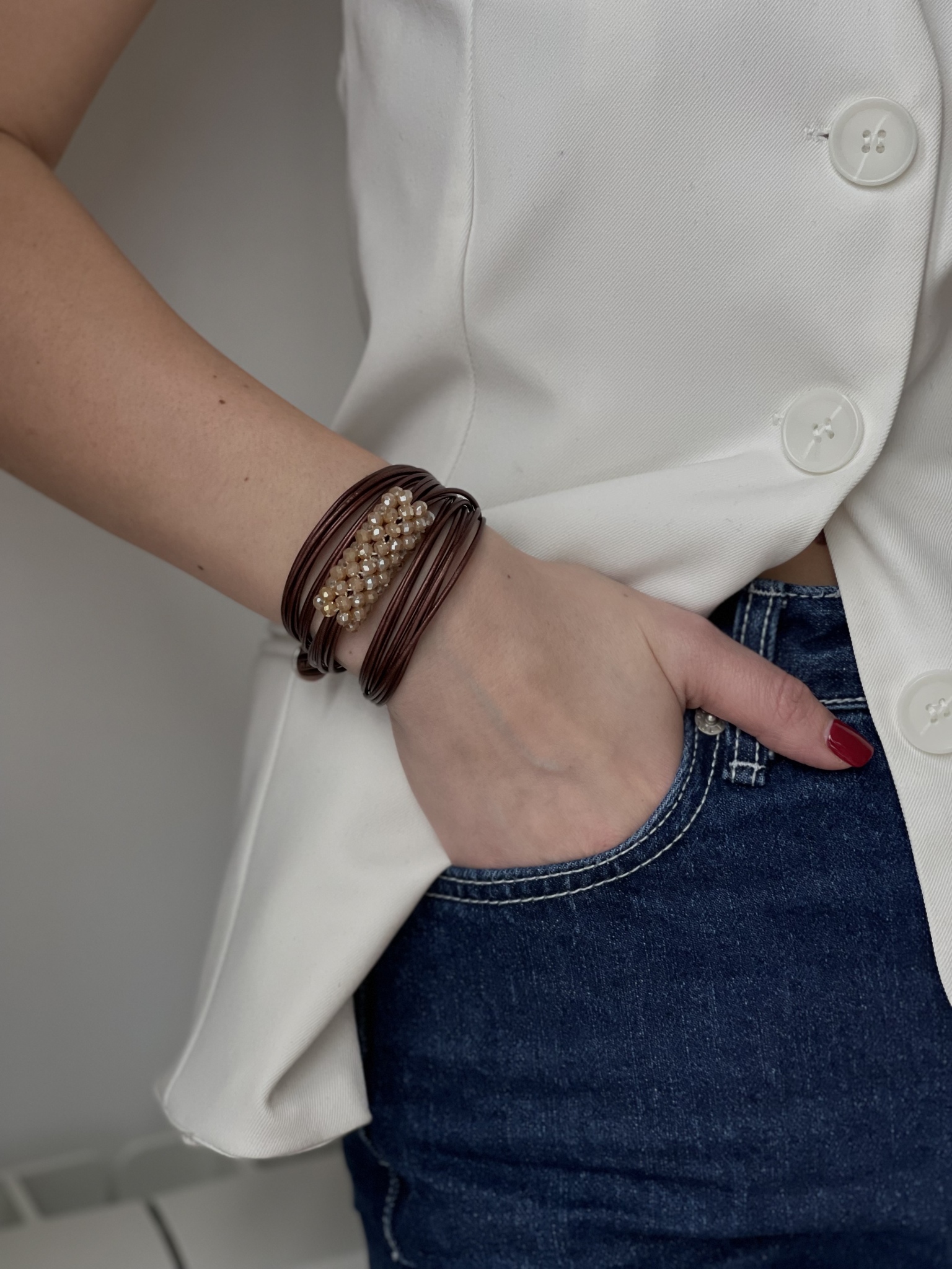 Кожаные браслеты - купить браслеты из кожи на руку в СПб | Интернет-магазин PARURE