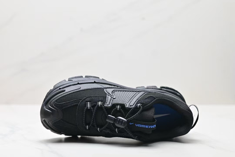 Nike Zoom Vomero Roam 'Black' 