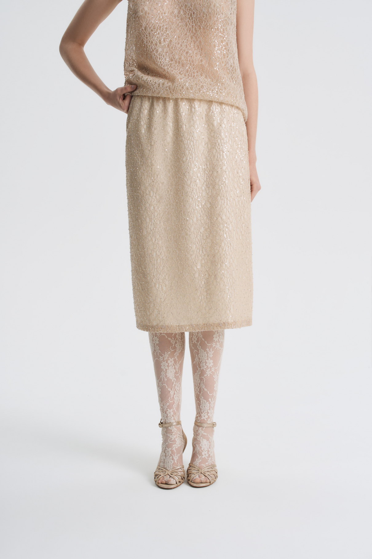 Юбка-миди с вышивкой