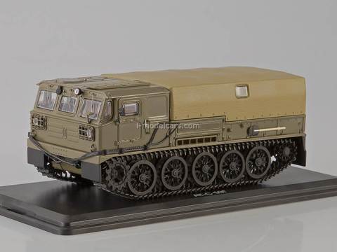 ATS-59G Artillery crawler tractor khaki Start Scale Models (SSM) 1:43