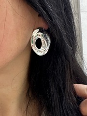 Серьги- дутые овальные в стилистике CELINE цвет серебро/золото