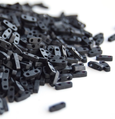 QTL-0401F Бисер Миюки квартер тила/Miyuki Quarter Tila Opaque Matte Black