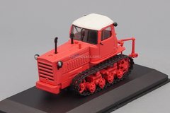 Tractor DT-75M Kazakhstan red 1:43 Hachette #138