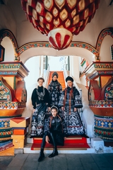 Fox and Swan. Kolomenskoye.