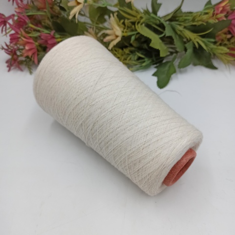 Арт 70/30 Papi Fabio меринос с кашемиром 9161 Молочный 1500м/100гр 170гр