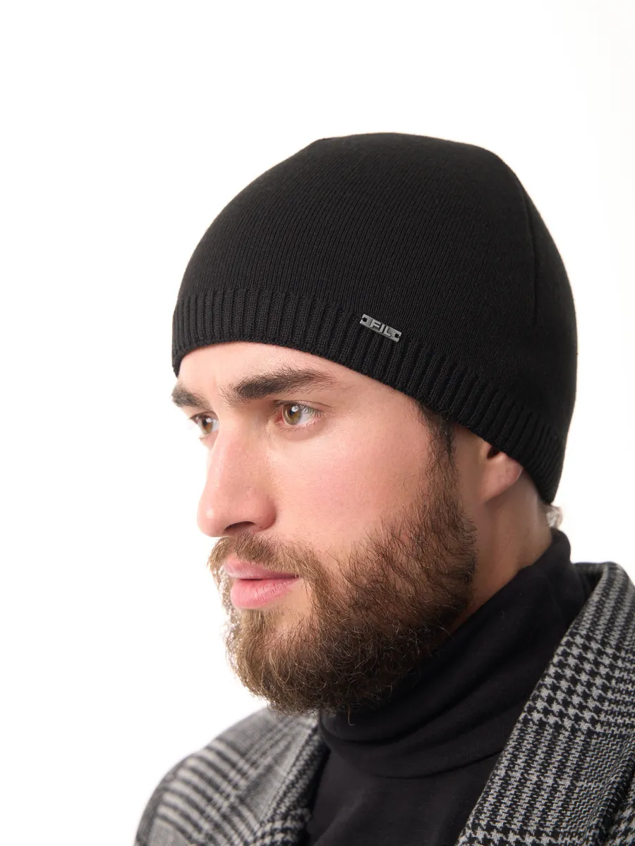 Шапка зимняя на флисе вязаная осень