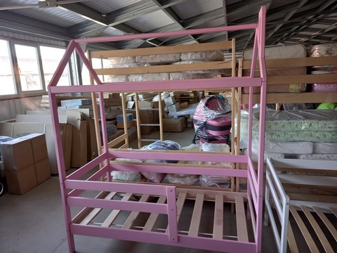 Кроватка-домик 