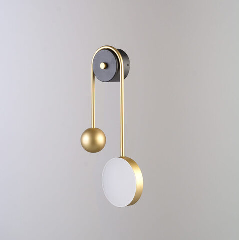 Бра Pendulum