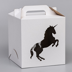 Коробка для торта с ручкой 26*26*28. 2 окна ЕДИНОРОГ