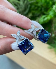 sergi-iz-serebra-925-proby-s-sapfirovym-kub-cirkonom