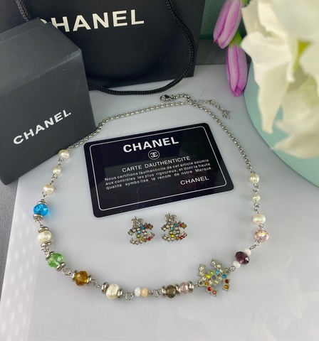 Чокер и серьги Chanel