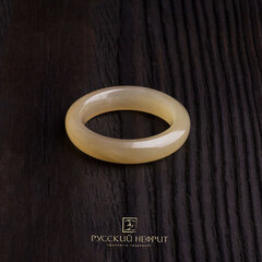 Кольцо "Классика". Медовый нефрит.