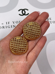 Серьги золотистые перфорированные