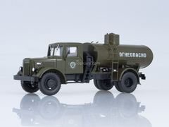 MAZ-200 AC-8-200 Gasoline tanker khaki 1:43 Our Trucks #16