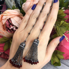 sergi-kisti-tassel-iz-serebra-v-stile-yana-raskovalova