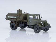 MAZ-200 AC-8-200 Gasoline tanker khaki 1:43 Our Trucks #16