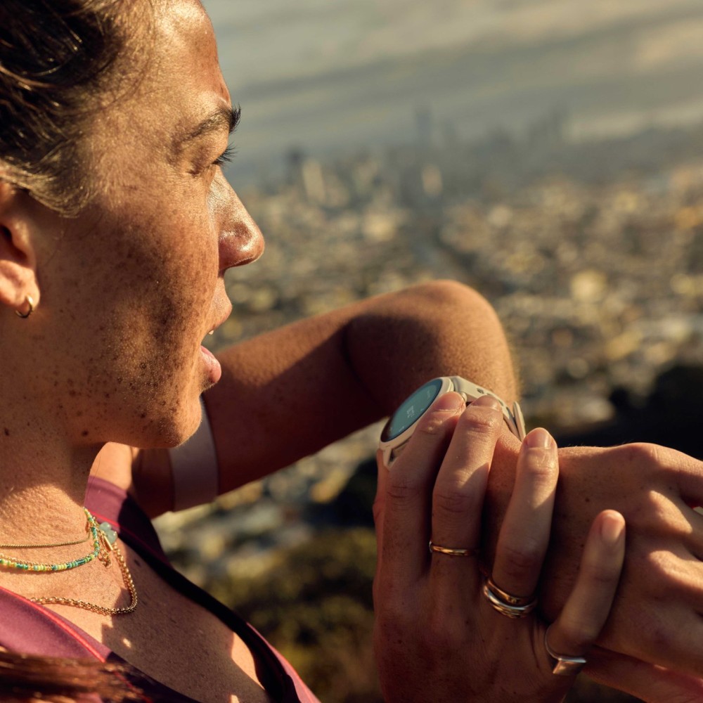 Coros Pace 4 White Silicone