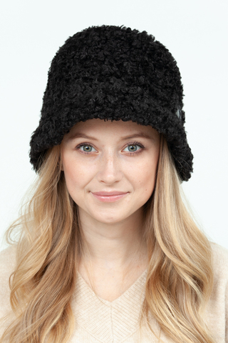 Лика панама  Л. П.