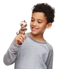 Fingerlings Интерактивный ручной ленивец 