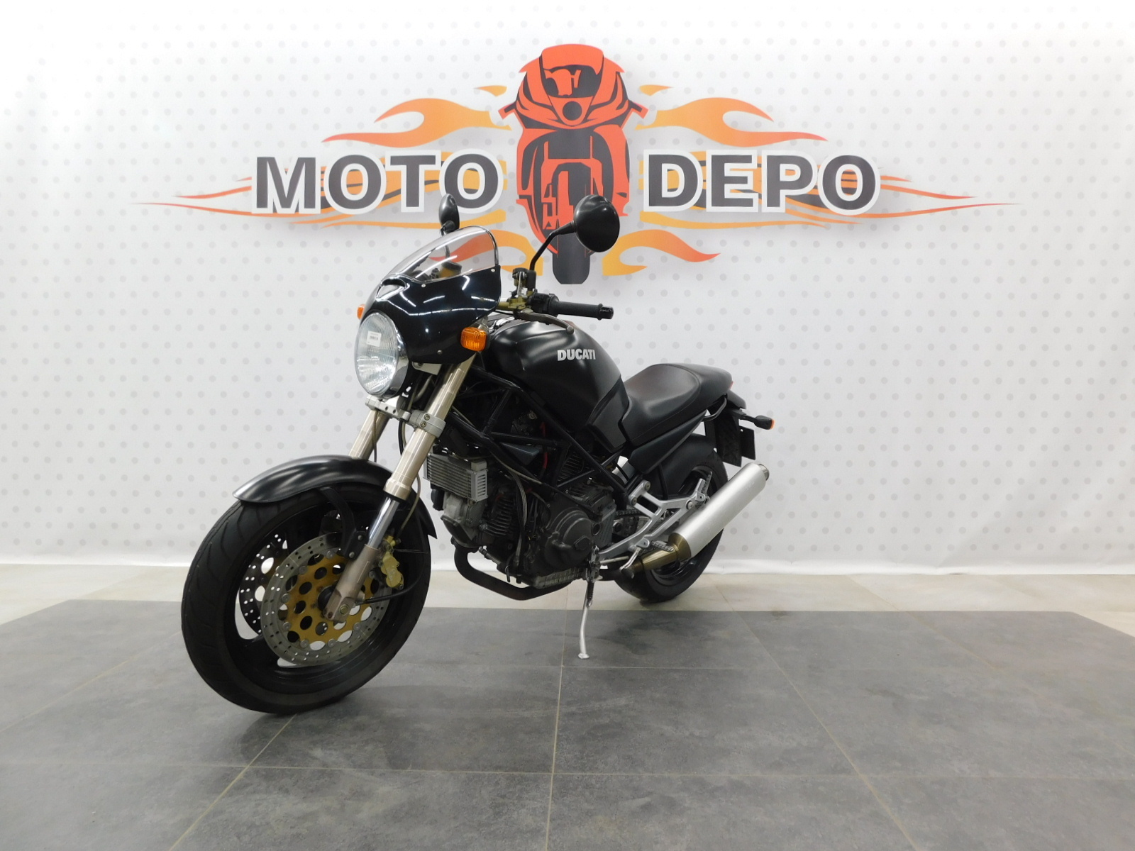 DUCATI MONSTER 900 Технические Характеристики