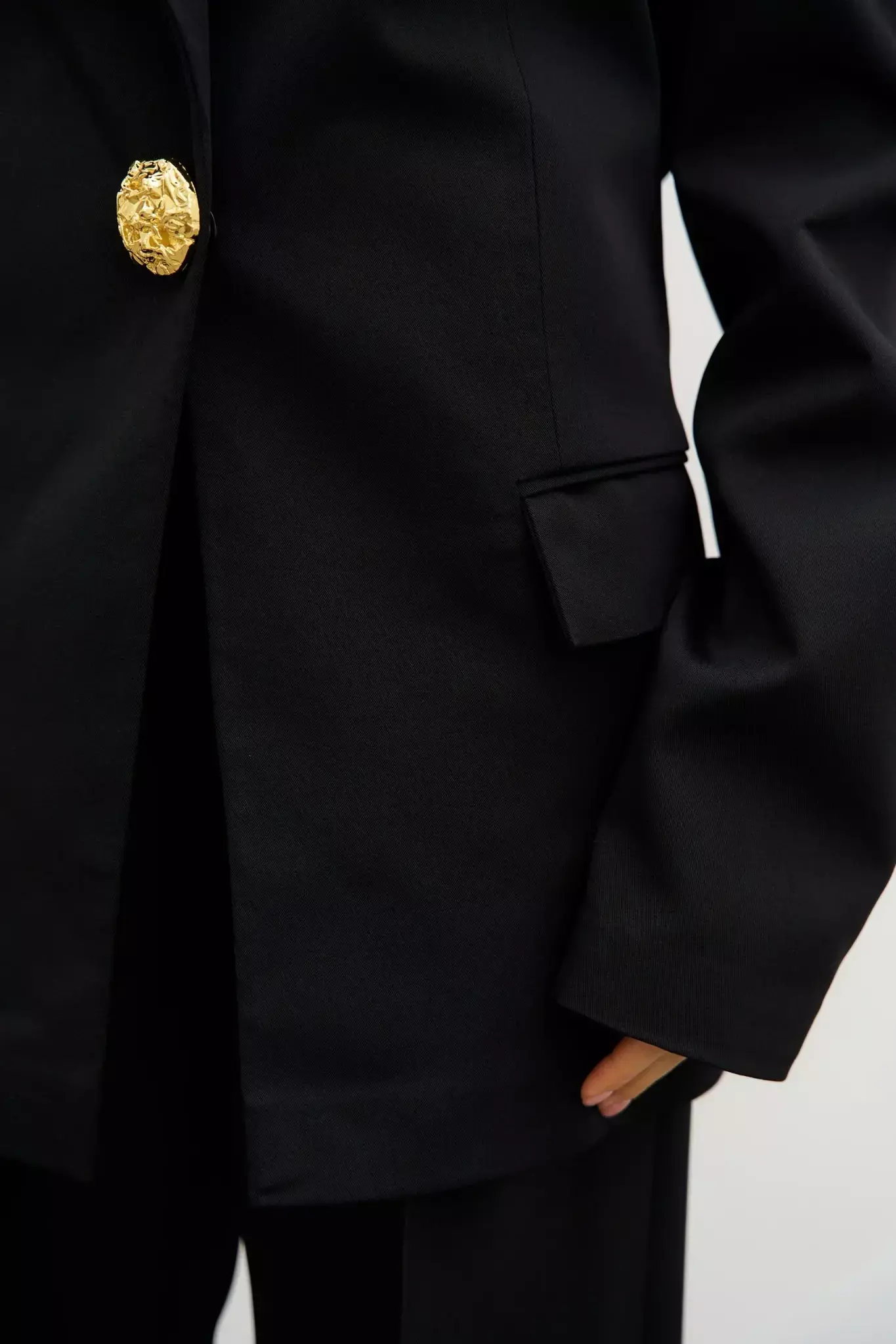 Пиджак oversize с объемными верхом