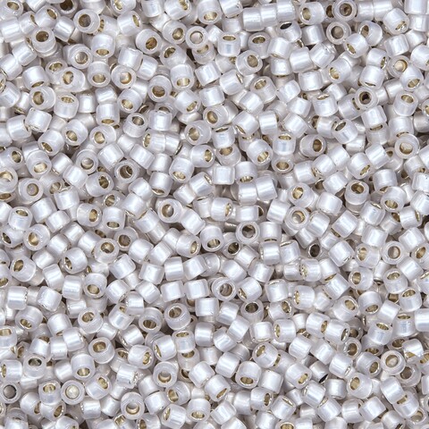 Японский бисер TOHO Treasure (№PF2101), с внутренним серебрением, непрозрачный глянцевый