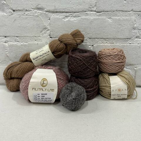 GARAGE SALE — Набор зимней пряжи Мохер, беби альпака, меринос , пайетки 375 грамм
