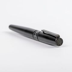 Ручка перьевая Hugo Boss Illusion Gear Black