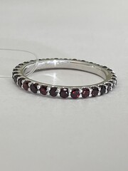 Гранат-дорожка (кольцо из серебра)