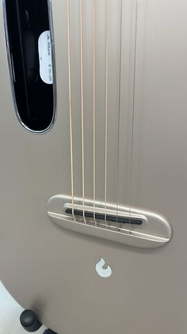 LAVA ME 4 Carbon 36'' Soft Gold - With Space