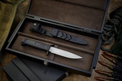 Подарочный набор: Combat AUS-8 TacWash и шкатулка 80 лет Великой Победы