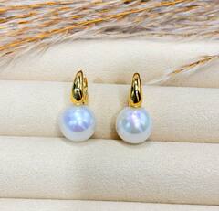 84605- Изящные серьги в позолоте с подвесками в форме круглых жемчужин