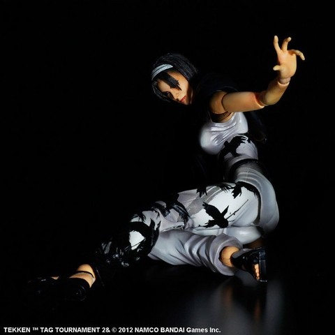 Tekken Tag Tournament 2 Play Arts Kai - Jun Kazama