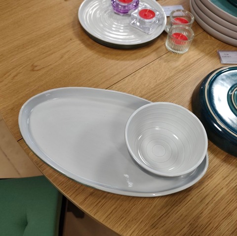 Тарелка керамическая Endive, овальной формы, размер: 30*17.5*2,6 см.