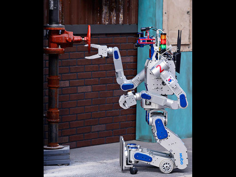 Робот DRC-Hubo+