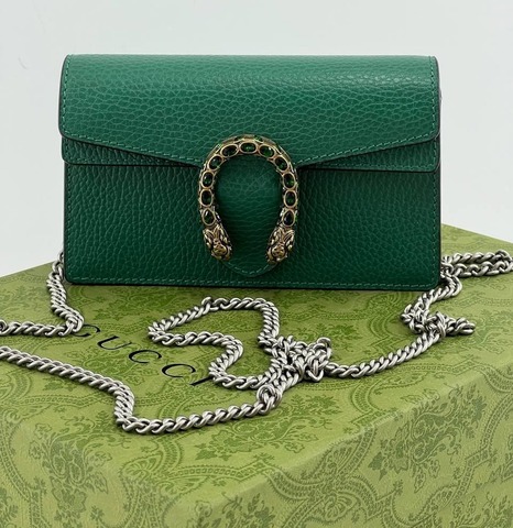 Маленькая кожаная сумка через плечо Gucci Dionysus зеленый