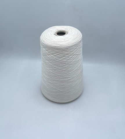 Folco (пр.Италия). 2/28 1400м/100гр, 50% меринос, 50% акрил, цвет-Молочный(9,5/610), арт.36866